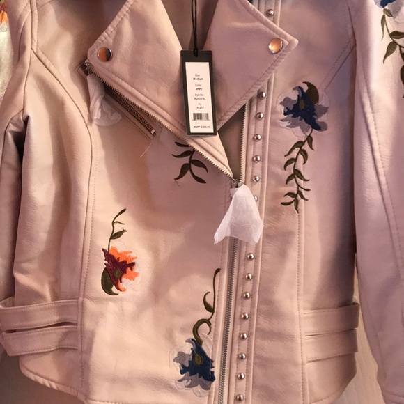 Artificial Leather Embroidered Moro Jacket - Picture 2 of 12